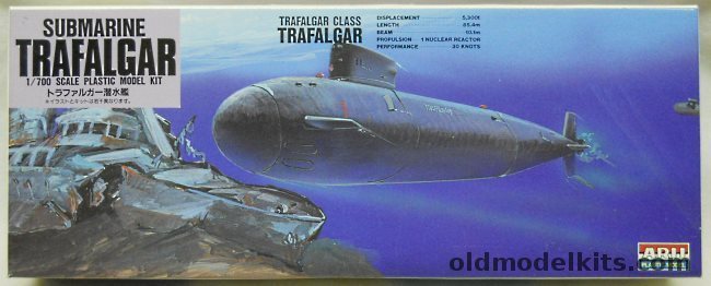 Arii 1/700 Trafalgar Class Submarine - Two Kits With Stand and Water Base, 2 plastic model kit